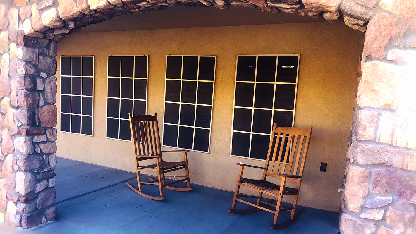 Covered patio rocking chairs